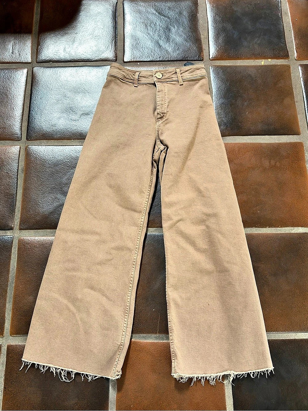 Zara Khaki Wide Leg Jeans Size 28